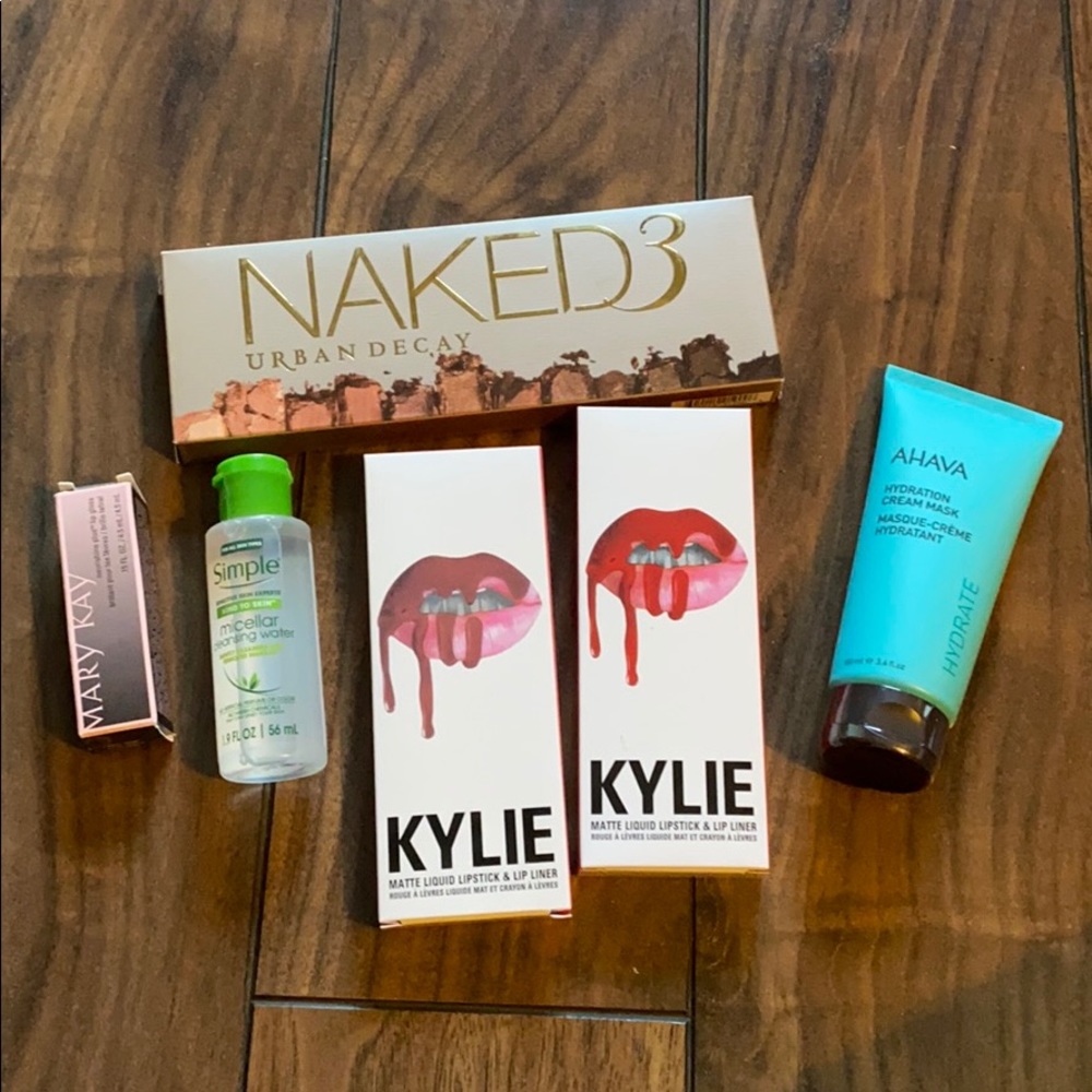 Urban Decay, Kylie, Mary Kay Beauty Bundle